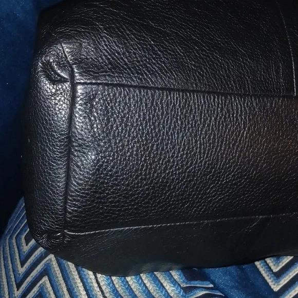 Coach Black Leather Women's Bag - Picture 7 of 16